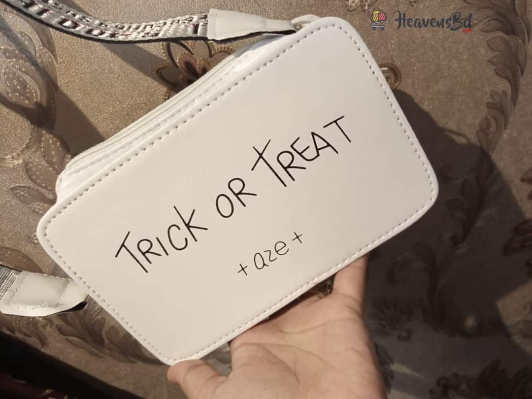 Tips and Trick Hand Bag